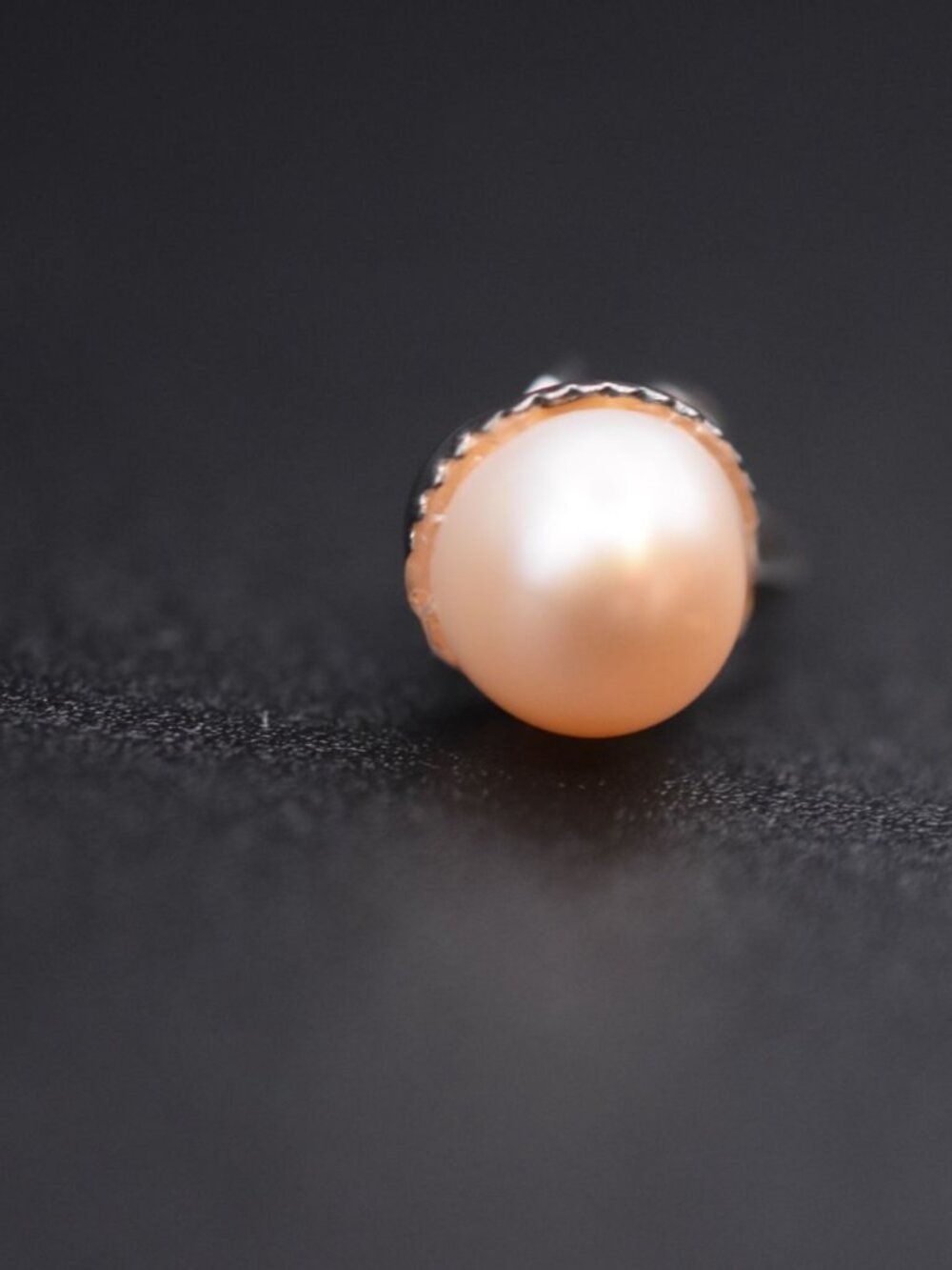 Vintage Clip-On Pearl Earrings With Silver Tone Accents - Classic Style Ideal Fo - Picture 6 of 10